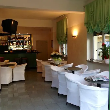 Vittoria 2* Bardolino