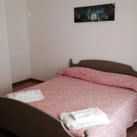 Vittoria Hotel 2*