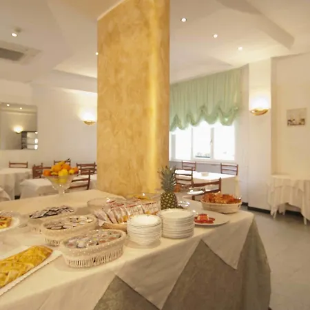 Hotel Vittoria 2*