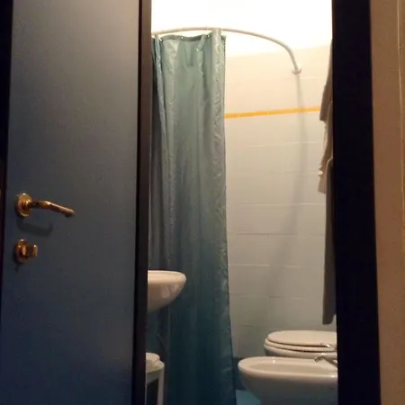 Otel Vittoria 2*