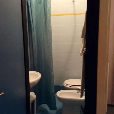 Otel Vittoria 2*